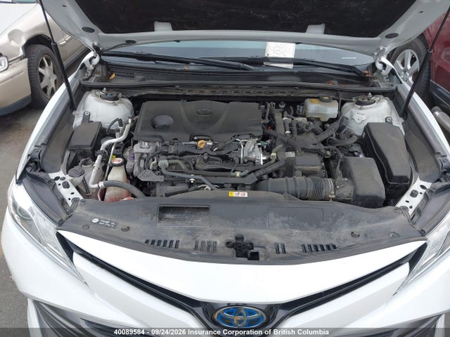 40089584 :رقم المزاد ، 4T1B21HK6JU001528 vin ، 2018 Toyota Camry Hybrid/le/xle/se مزاد بيع