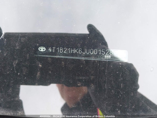 40089584 :رقم المزاد ، 4T1B21HK6JU001528 vin ، 2018 Toyota Camry Hybrid/le/xle/se مزاد بيع