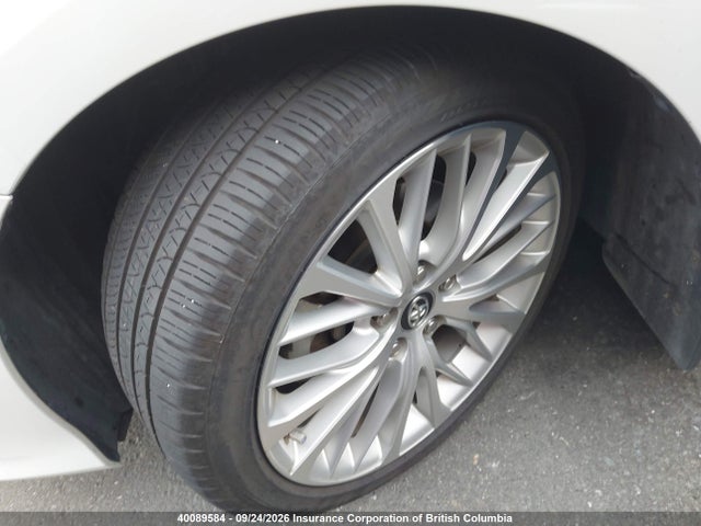 40089584 :رقم المزاد ، 4T1B21HK6JU001528 vin ، 2018 Toyota Camry Hybrid/le/xle/se مزاد بيع