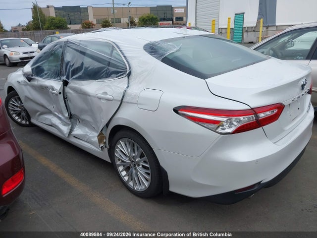 40089584 :رقم المزاد ، 4T1B21HK6JU001528 vin ، 2018 Toyota Camry Hybrid/le/xle/se مزاد بيع