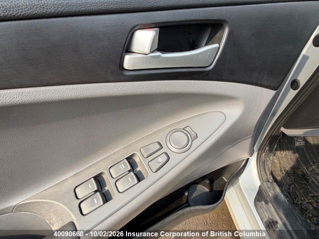 40090660 :رقم المزاد ، 5NPEB4AC4BH205567 vin ، 2011 Hyundai Sonata Gls مزاد بيع