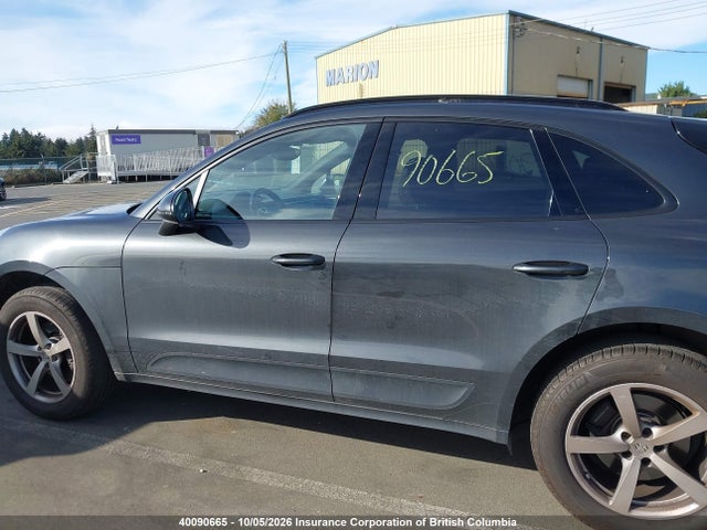 Porsche Macan 2017 WP1AA2A57HLB82442 Image 14
