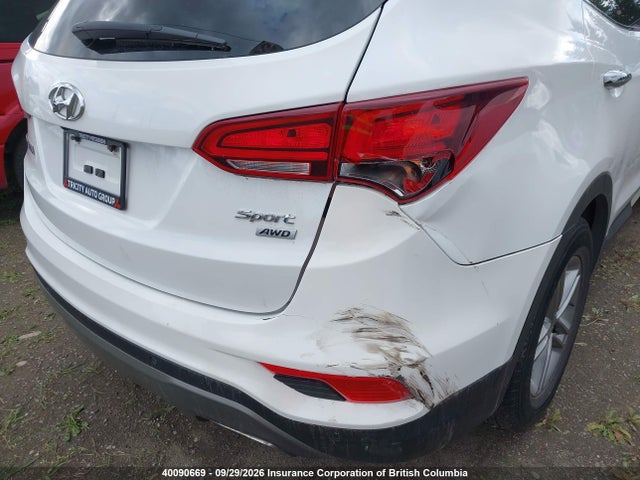 Продаж на аукціоні авто 2018 Hyundai Santa Fe Sport, vin: 5XYZUDLB8JG517610, номер лоту: 40090669