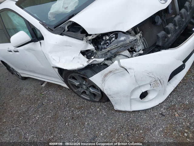 40089199 :رقم المزاد ، 5TDXZ3DC1HS863652 vin ، 2017 Toyota Sienna Se مزاد بيع