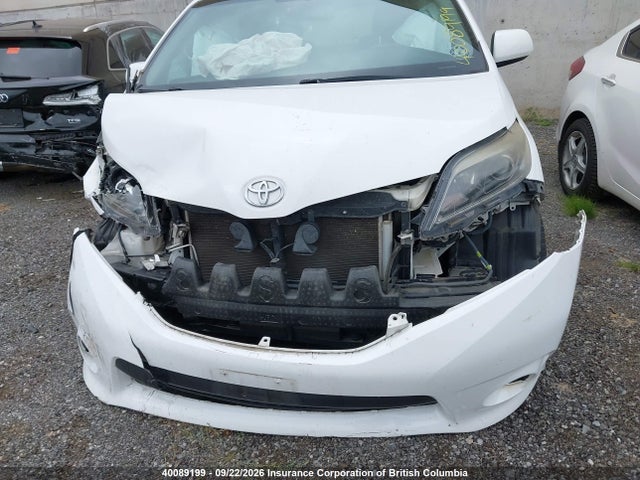 Aukcja sprzedaży 2017 Toyota Sienna Se, vin: 5TDXZ3DC1HS863652, numer aukcji: 40089199