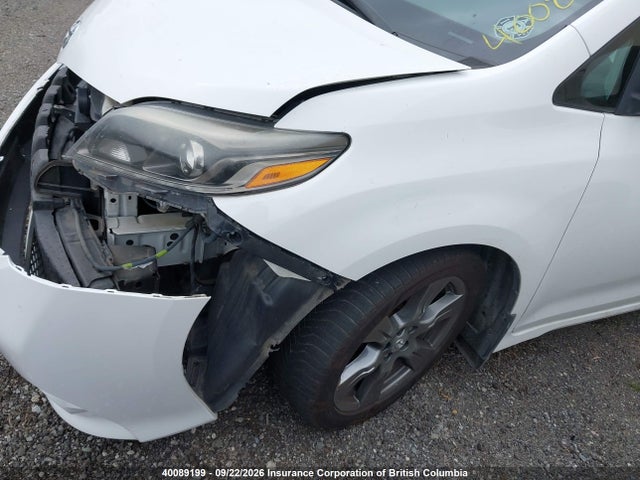 Aukcja sprzedaży 2017 Toyota Sienna Se, vin: 5TDXZ3DC1HS863652, numer aukcji: 40089199