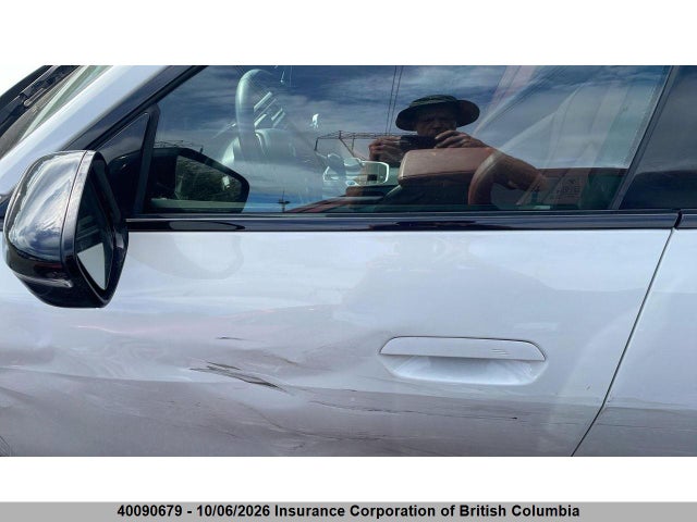 40090679 :رقم المزاد ، WBY73AW03PFN77615 vin ، 2023 Bmw I4 مزاد بيع