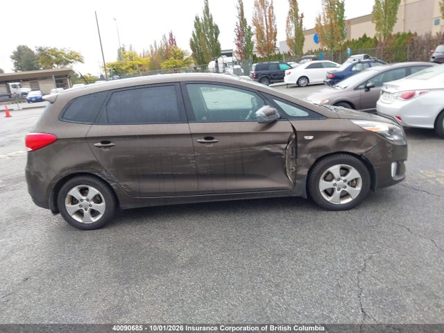 Aukcja sprzedaży 2014 Kia Rondo, vin: KNAHT8A3XE7042835, numer aukcji: 40090685