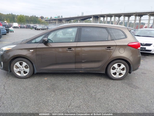 Aukcja sprzedaży 2014 Kia Rondo, vin: KNAHT8A3XE7042835, numer aukcji: 40090685