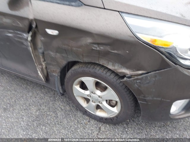 Aukcja sprzedaży 2014 Kia Rondo, vin: KNAHT8A3XE7042835, numer aukcji: 40090685
