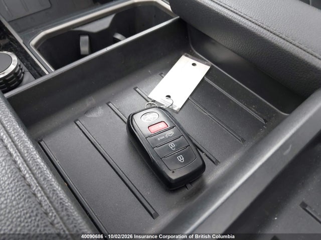Продажа на аукционе авто 2022 Toyota Tundra Crewmax Limited, vin: 5TFJA5DB1NX028138, номер лота: 40090686