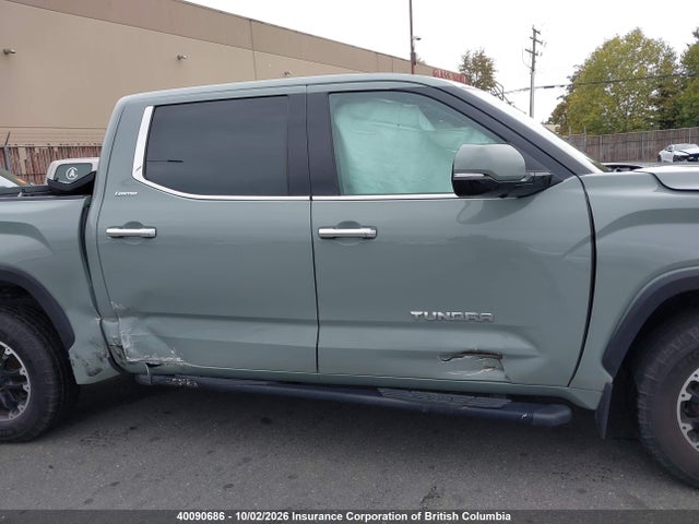Продажа на аукционе авто 2022 Toyota Tundra Crewmax Limited, vin: 5TFJA5DB1NX028138, номер лота: 40090686
