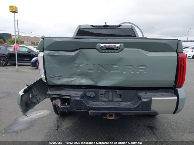 Продажа на аукционе авто 2022 Toyota Tundra Crewmax Limited, vin: 5TFJA5DB1NX028138, номер лота: 40090686
