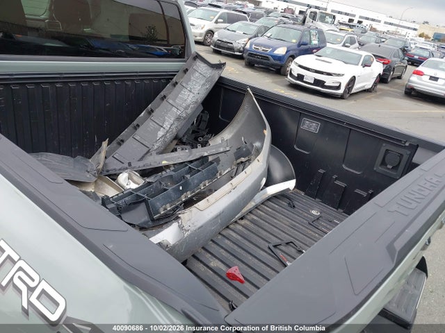 Продажа на аукционе авто 2022 Toyota Tundra Crewmax Limited, vin: 5TFJA5DB1NX028138, номер лота: 40090686