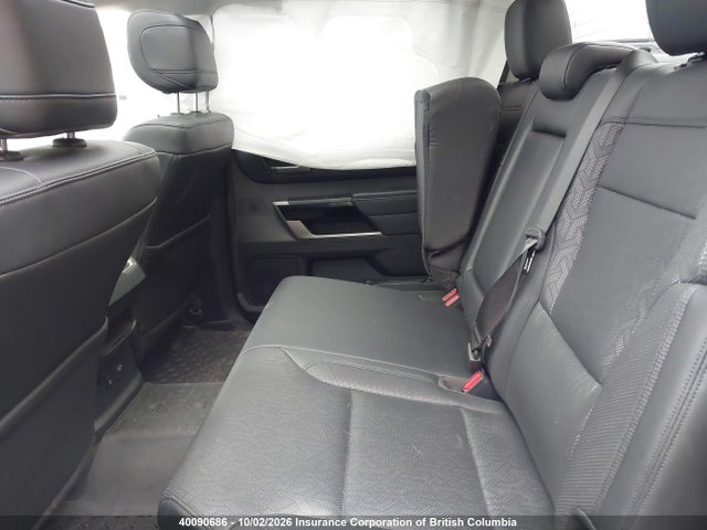 Продажа на аукционе авто 2022 Toyota Tundra Crewmax Limited, vin: 5TFJA5DB1NX028138, номер лота: 40090686