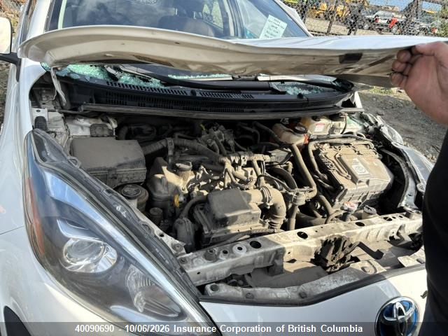 40090690 :رقم المزاد ، JTDKDTB35K1631748 vin ، 2019 Toyota Prius مزاد بيع