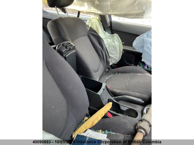 2011 Kia Forte მანქანა იყიდება აუქციონზე, vin: KNAFU5A22B5443880, აუქციონის ნომერი: 40090693