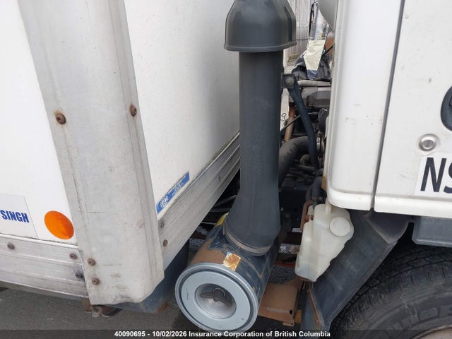 40090695 :رقم المزاد ، J8DB4B145X7002952 vin ، 1999 Gmc W3500 W35042 مزاد بيع