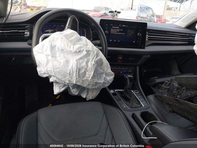 40084642 :رقم المزاد ، 3VWGX7BU2SM097783 vin ، 2025 Volkswagen Jetta Sel مزاد بيع