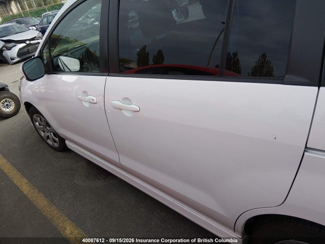 2010 Mazda 5 მანქანა იყიდება აუქციონზე, vin: JM1CR2W37A0389849, აუქციონის ნომერი: 40087612