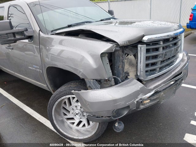 2008 Gmc Sierra K2500 Heavy Duty მანქანა იყიდება აუქციონზე, vin: 1GTHK23618F216229, აუქციონის ნომერი: 40090439