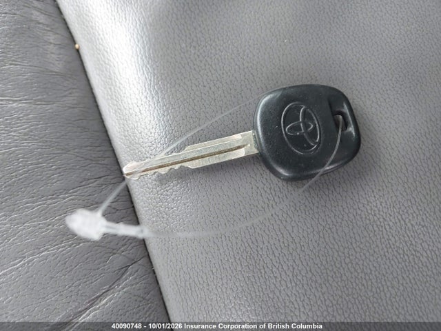 2010 Toyota Sienna Ce/le მანქანა იყიდება აუქციონზე, vin: 5TDKK4CC8AS291779, აუქციონის ნომერი: 40090748
