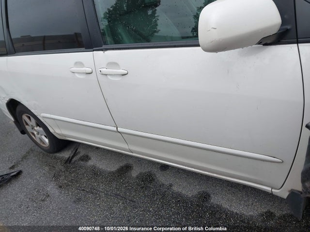 2010 Toyota Sienna Ce/le მანქანა იყიდება აუქციონზე, vin: 5TDKK4CC8AS291779, აუქციონის ნომერი: 40090748