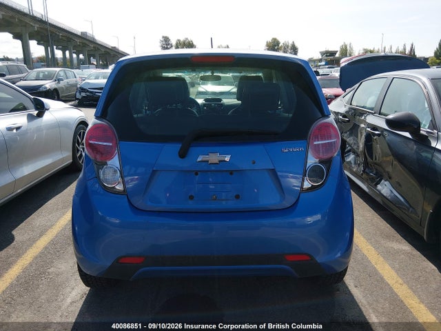 40086851 :رقم المزاد ، KL8CB6S96FC765929 vin ، 2015 Chevrolet Spark Ls مزاد بيع