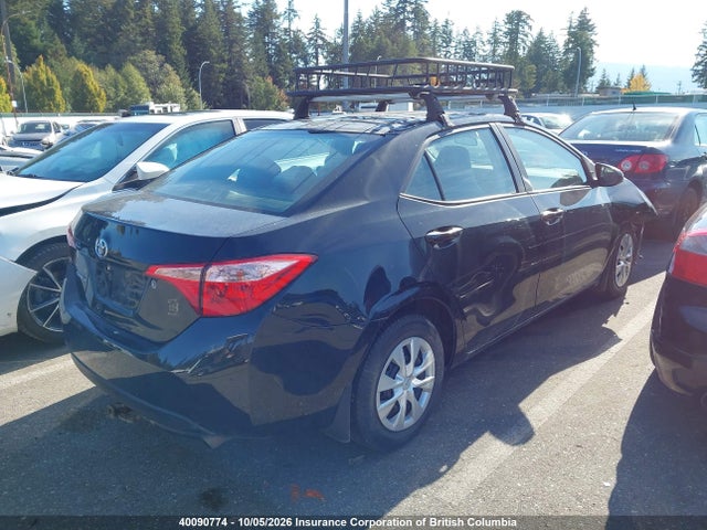 40090774 :رقم المزاد ، 2T1BURHE5JC037571 vin ، 2018 Toyota Corolla L/le/xle/se/xse مزاد بيع