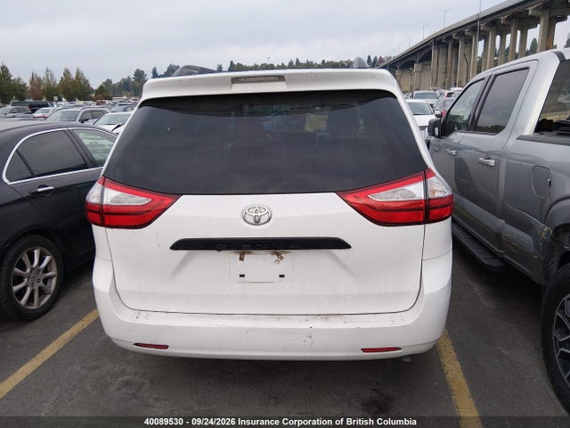 5TDZK3DC9GS765058 Toyota Sienna