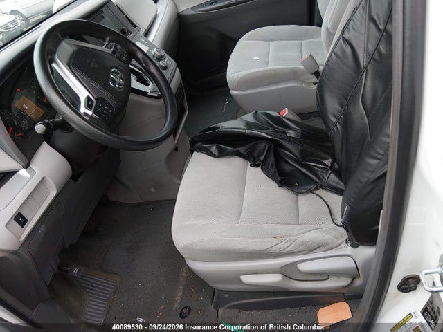 5TDZK3DC9GS765058 Toyota Sienna