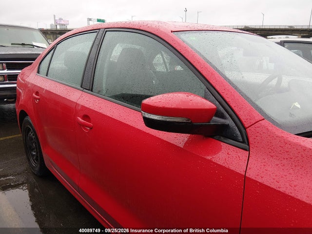 40089749 :رقم المزاد ، 3VW2K7AJ7EM425123 vin ، 2014 Volkswagen Jetta S مزاد بيع