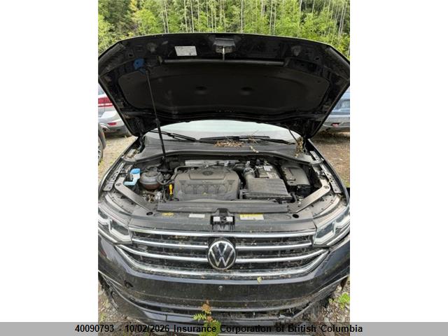 Aukcja sprzedaży 2024 Volkswagen Tiguan Sel R-line Black, vin: 3VV4B7AX7RM044976, numer aukcji: 40090793