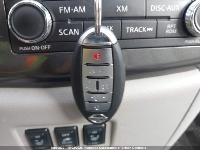 40090830 :رقم المزاد ، JN8AE2KP4B9013252 vin ، 2011 Nissan Quest مزاد بيع