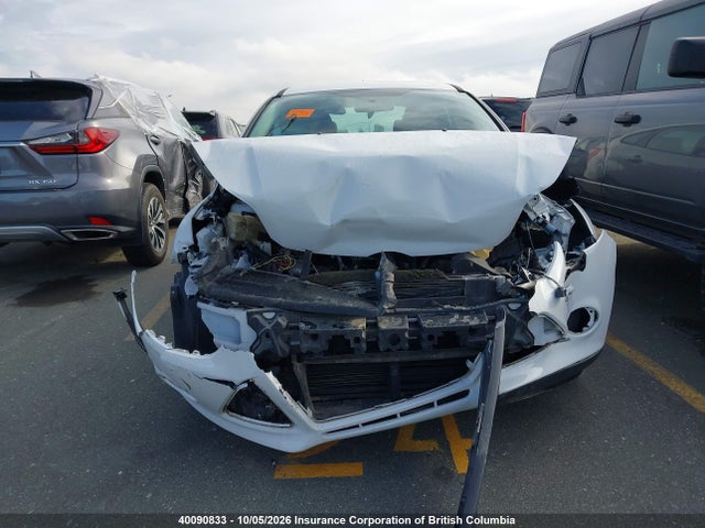 2013 Ford Focus მანქანა იყიდება აუქციონზე, vin: 1FADP3F26DL256015, აუქციონის ნომერი: 40090833