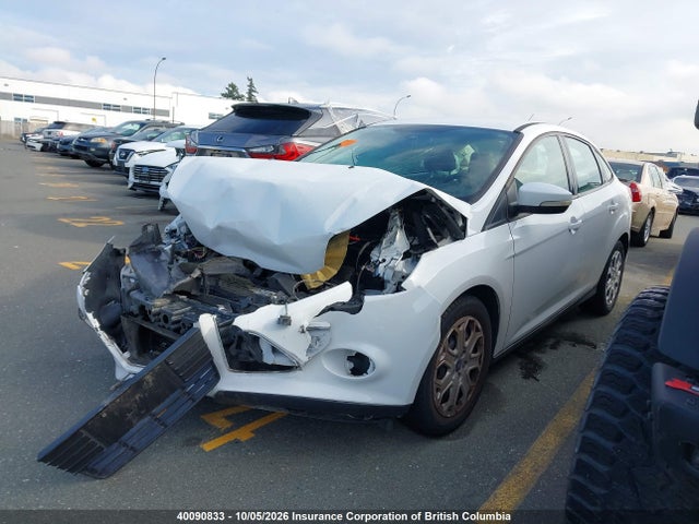 2013 Ford Focus მანქანა იყიდება აუქციონზე, vin: 1FADP3F26DL256015, აუქციონის ნომერი: 40090833