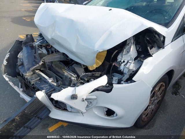 2013 Ford Focus მანქანა იყიდება აუქციონზე, vin: 1FADP3F26DL256015, აუქციონის ნომერი: 40090833