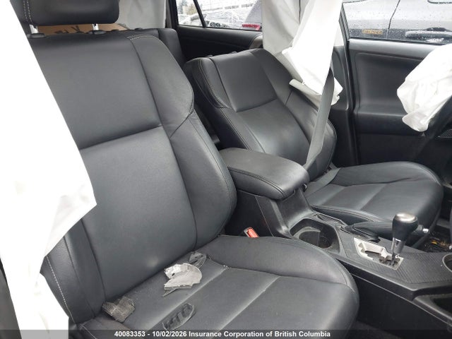 Продаж на аукціоні авто 2015 Toyota Rav4 Limited, vin: 2T3DFREV5FW260438, номер лоту: 40083353