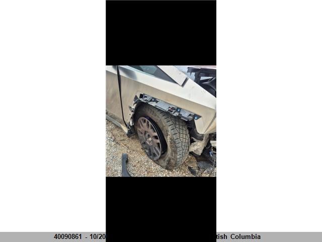 Tesla Cybertruck 2025 7G2CEHED2SA063382 Image 6