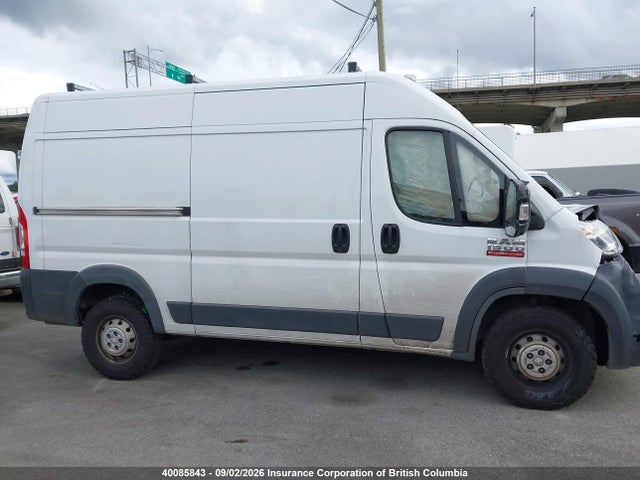 40085843 :رقم المزاد ، 3C6TRVBG0JE143086 vin ، 2018 Ram Promaster 1500 1500 High مزاد بيع