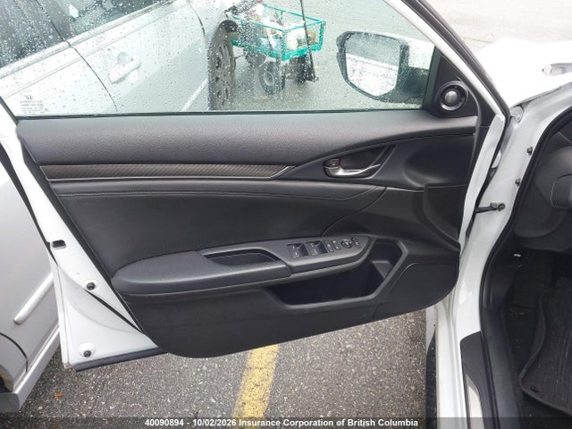 2018 Honda Civic მანქანა იყიდება აუქციონზე, vin: SHHFK7H9XJU306026, აუქციონის ნომერი: 40090894