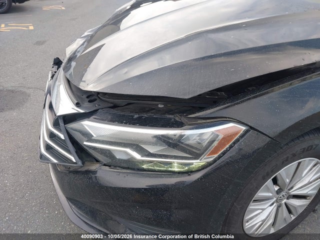 40090903 :رقم المزاد ، 3VWC57BU3KM008923 vin ، 2019 Volkswagen Jetta مزاد بيع