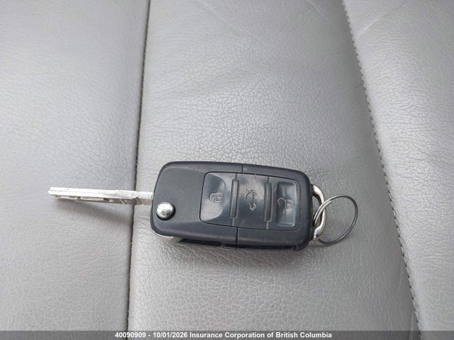 2001 Volkswagen Passat Gls მანქანა იყიდება აუქციონზე, vin: WVWPD63B81P268712, აუქციონის ნომერი: 40090909
