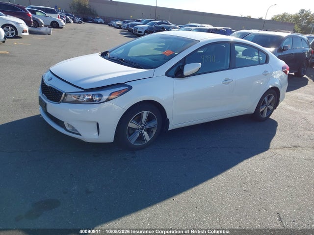 KIA Forte 2018 3KPFL4A7XJE255445 Image 2