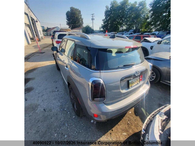 Mini Cooper Countryman All4 2018 WMZYV5C39J3E04747 Image 4