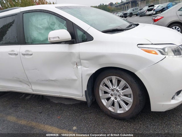 Продаж на аукціоні авто 2015 Toyota Sienna Xle/limited, vin: 5TDDK3DC1FS105363, номер лоту: 40090926