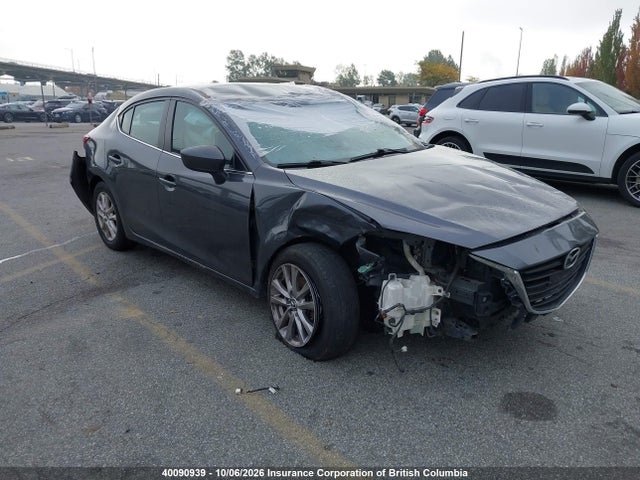 40090939 :رقم المزاد ، 3MZBM1V74FM135915 vin ، 2015 Mazda 3 Touring مزاد بيع