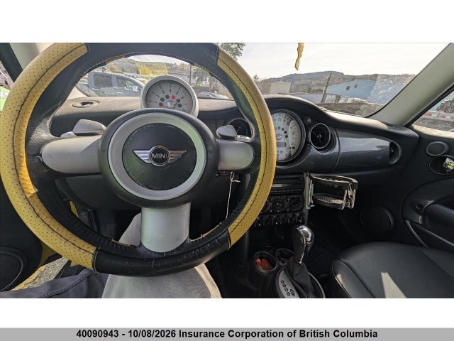 2005 Mini Cooper მანქანა იყიდება აუქციონზე, vin: WMWRC33475TJ64234, აუქციონის ნომერი: 40090943