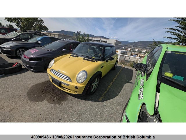 2005 Mini Cooper მანქანა იყიდება აუქციონზე, vin: WMWRC33475TJ64234, აუქციონის ნომერი: 40090943