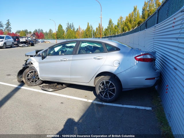 40090956 :رقم المزاد ، 3FADP4BJXKM125118 vin ، 2019 Ford Fiesta Se مزاد بيع